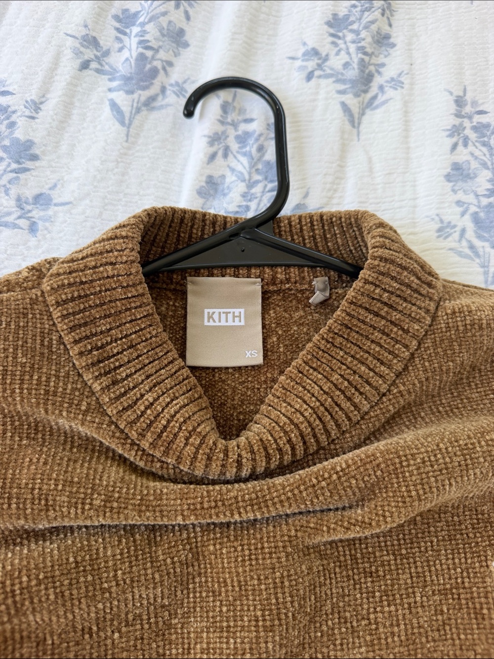 Kith Sweater - Picture 3 of 3